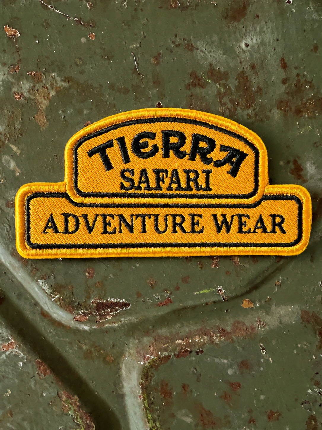 PARCHE TIERRA SAFARI – Adventure Wear